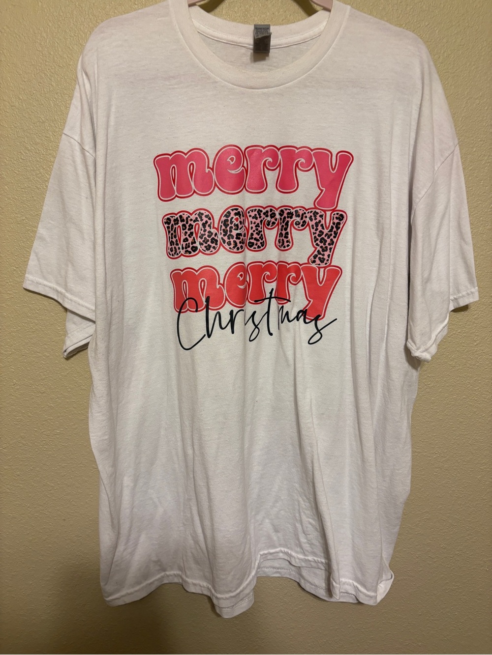 Christmas 'Merry Merry' Graphic Tee - White with Pink Print